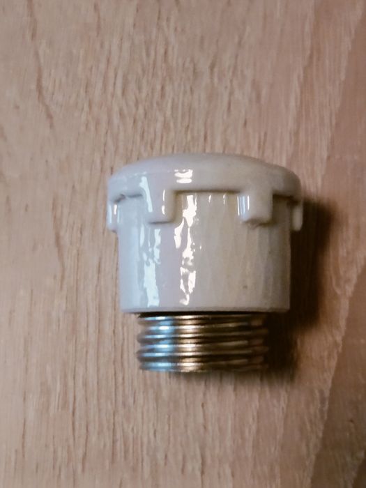 Porcelanowa główka bezpiecznikową 25A