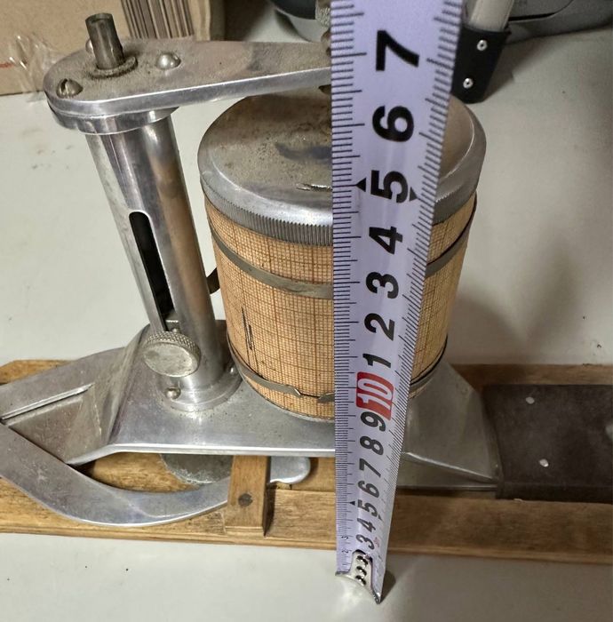 Апарат як барометр Старий