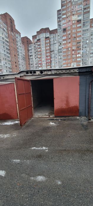 Оренда гаража гск центр 2 вул.Амосова 25