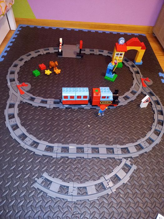 LEGO DUPLO Mój pierwszy pociąg i Tory kolejowe 10507 i 10506