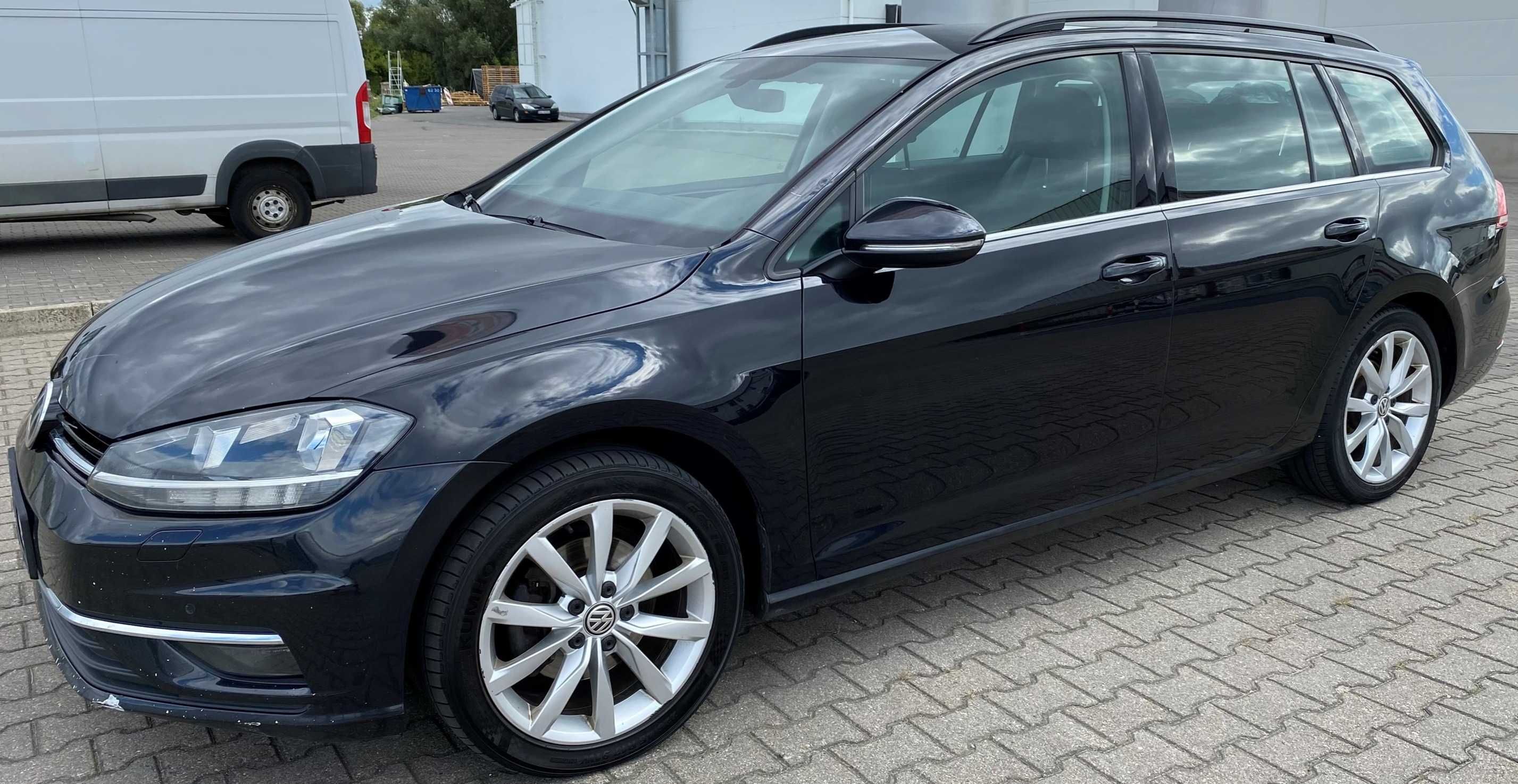 VW GOLF VARIANT 1.5 TSI 110 kW, rok produkcji 2019