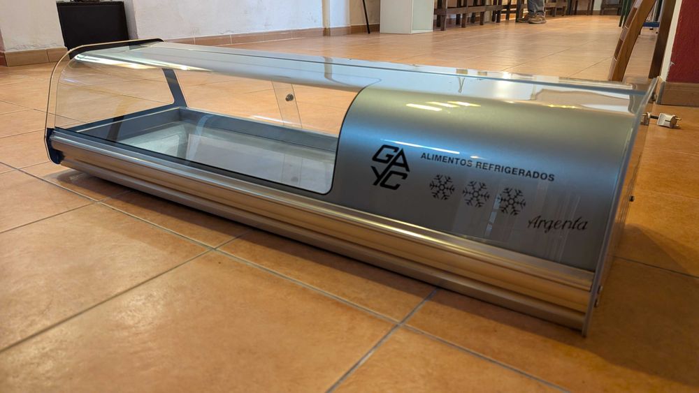 Vitrine de Refrigerada de balcão para alimentos
