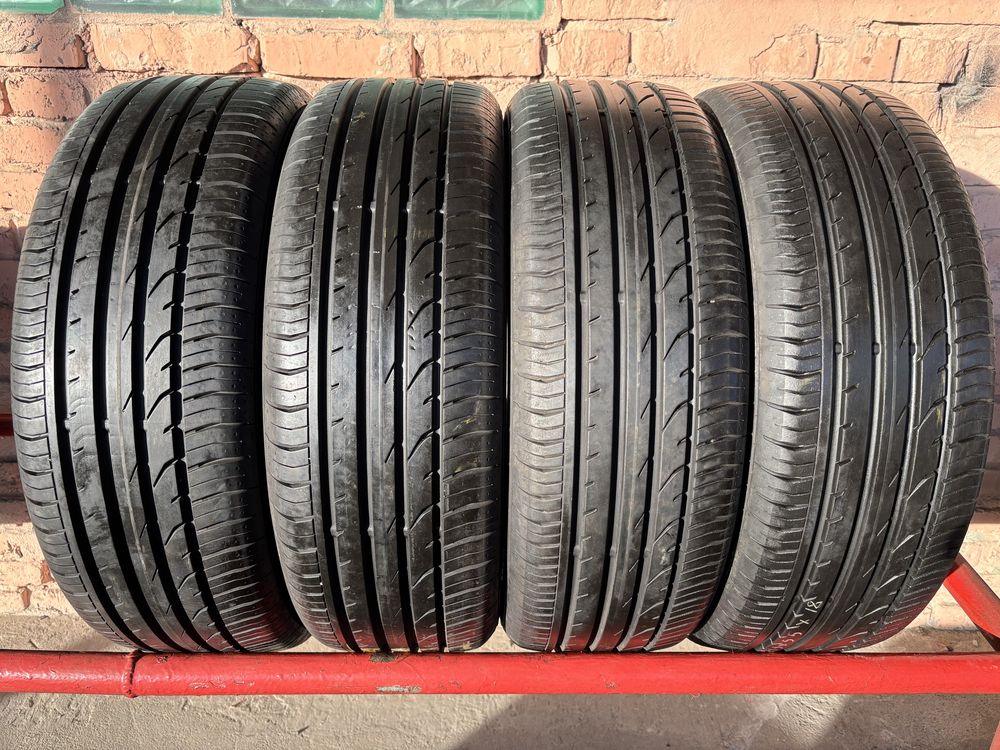 Комплект Літніх шин 215/55R18 Continental