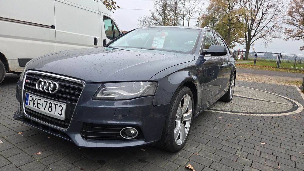 Audi A4 Avant Audi a4 b8 2.0 tdi CR Nawi