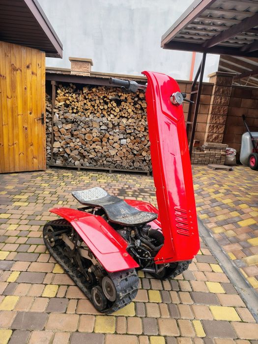 Мотовездіход ,мотоскейт ,гусеничний скейт,