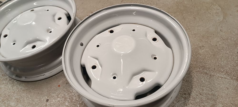 Fiat 126p felgi cytryny 4 sztuki jak nowe po profesjonalnej regeneracj