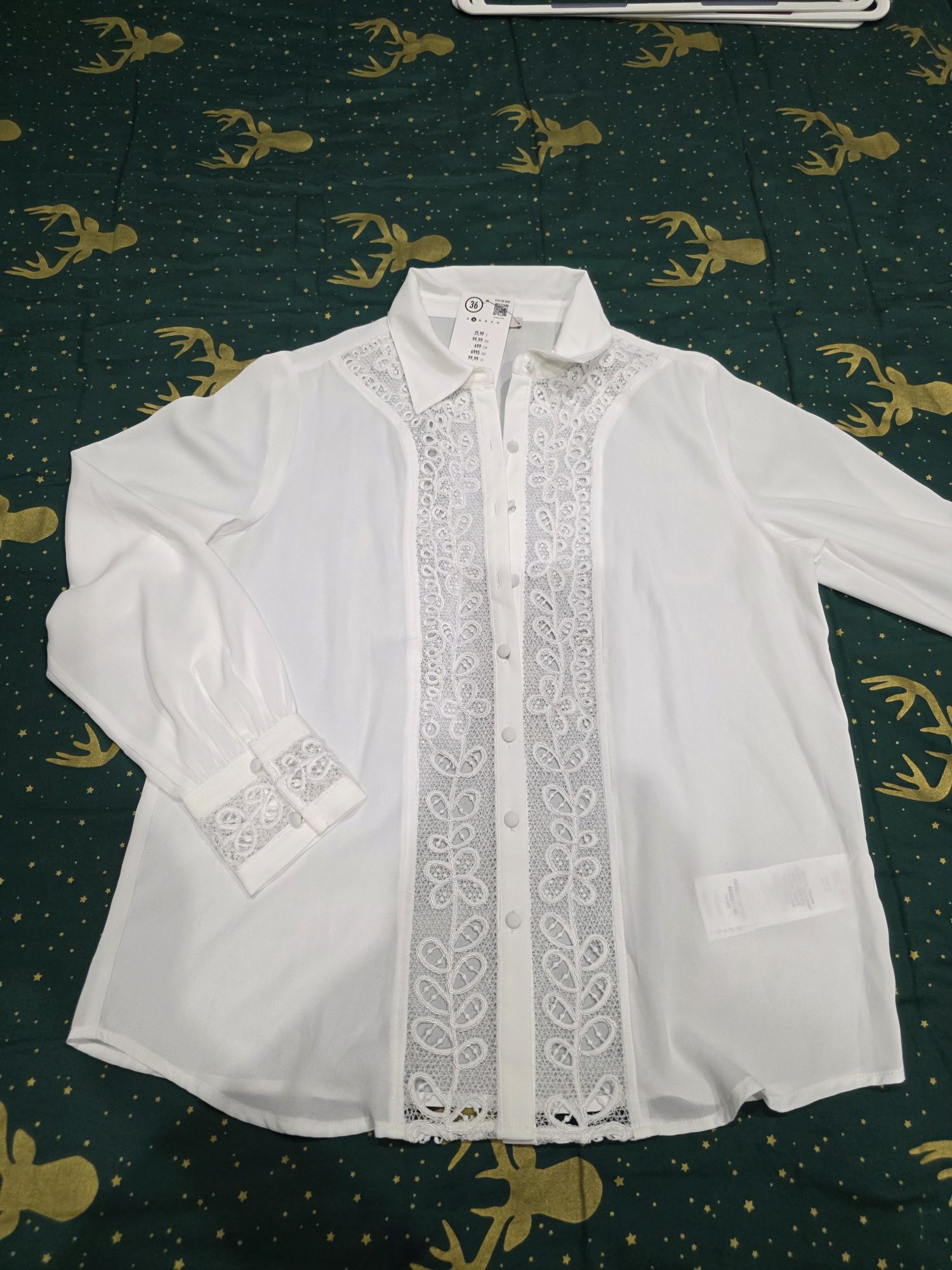 Elegancka biala bluzka