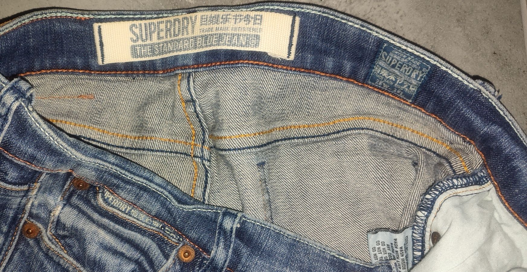 Spodnie Superdry r. 28/30 pas 78 cm