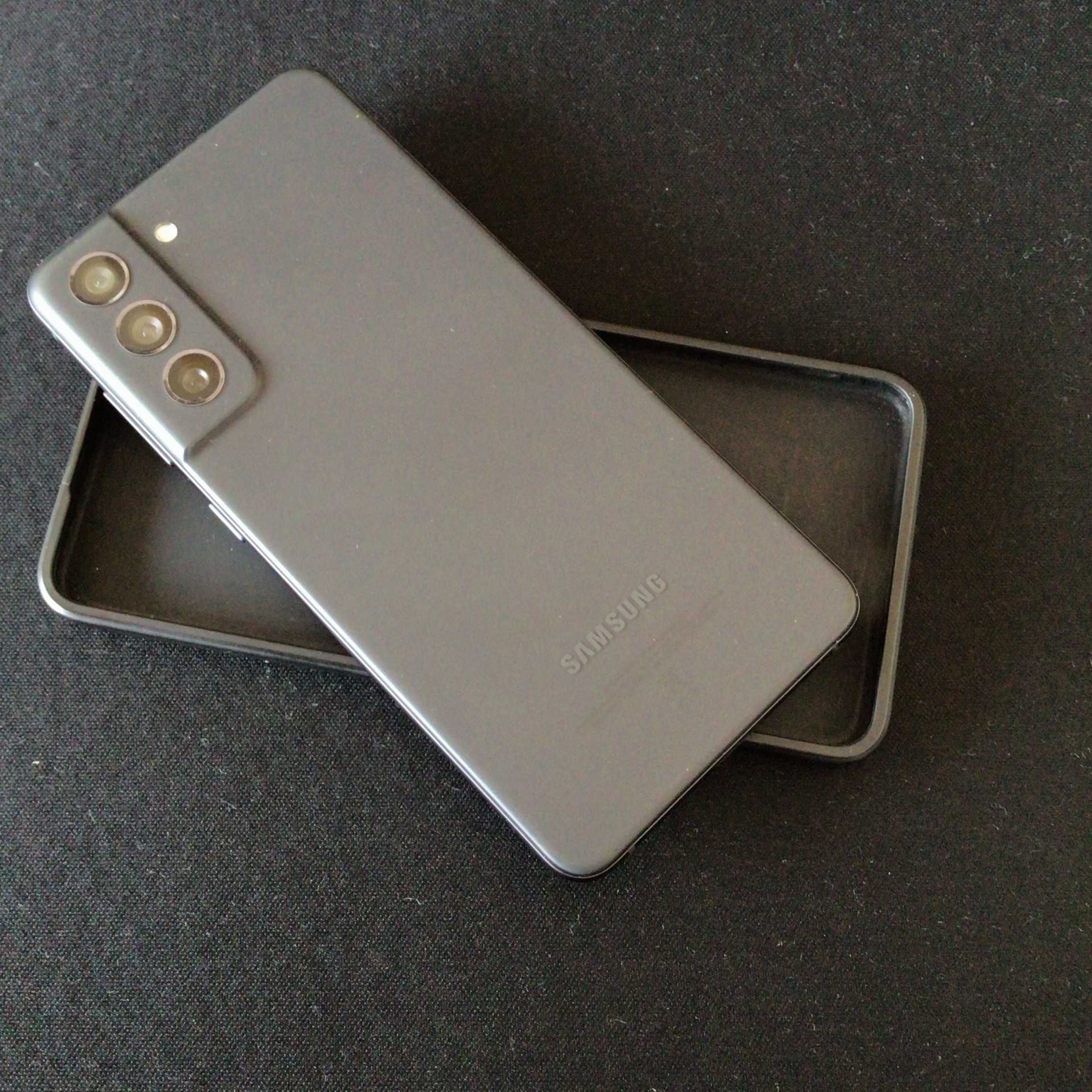 Samsung S21 FE + Carregador + Capa e Película