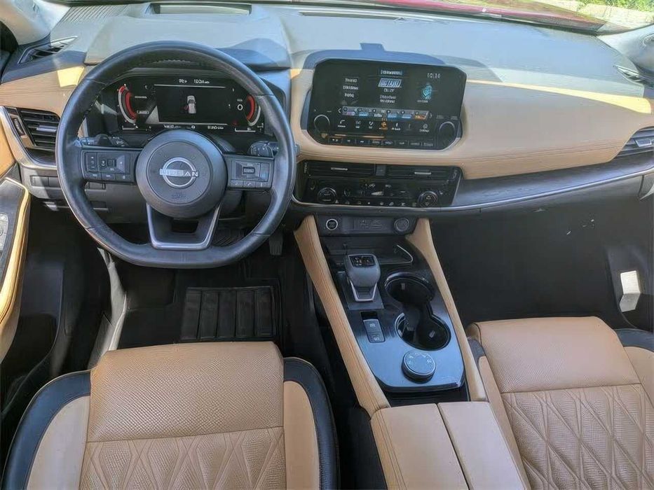 Nissan Rogue Platinum      2022