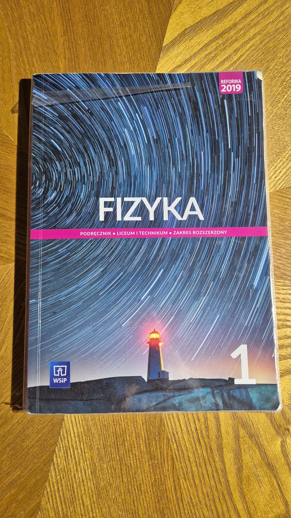 Podręcznik do fizyki rozszerzonej kl.1 WSiP