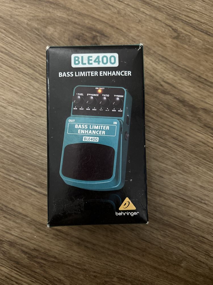 Efekt basowy BLE 400