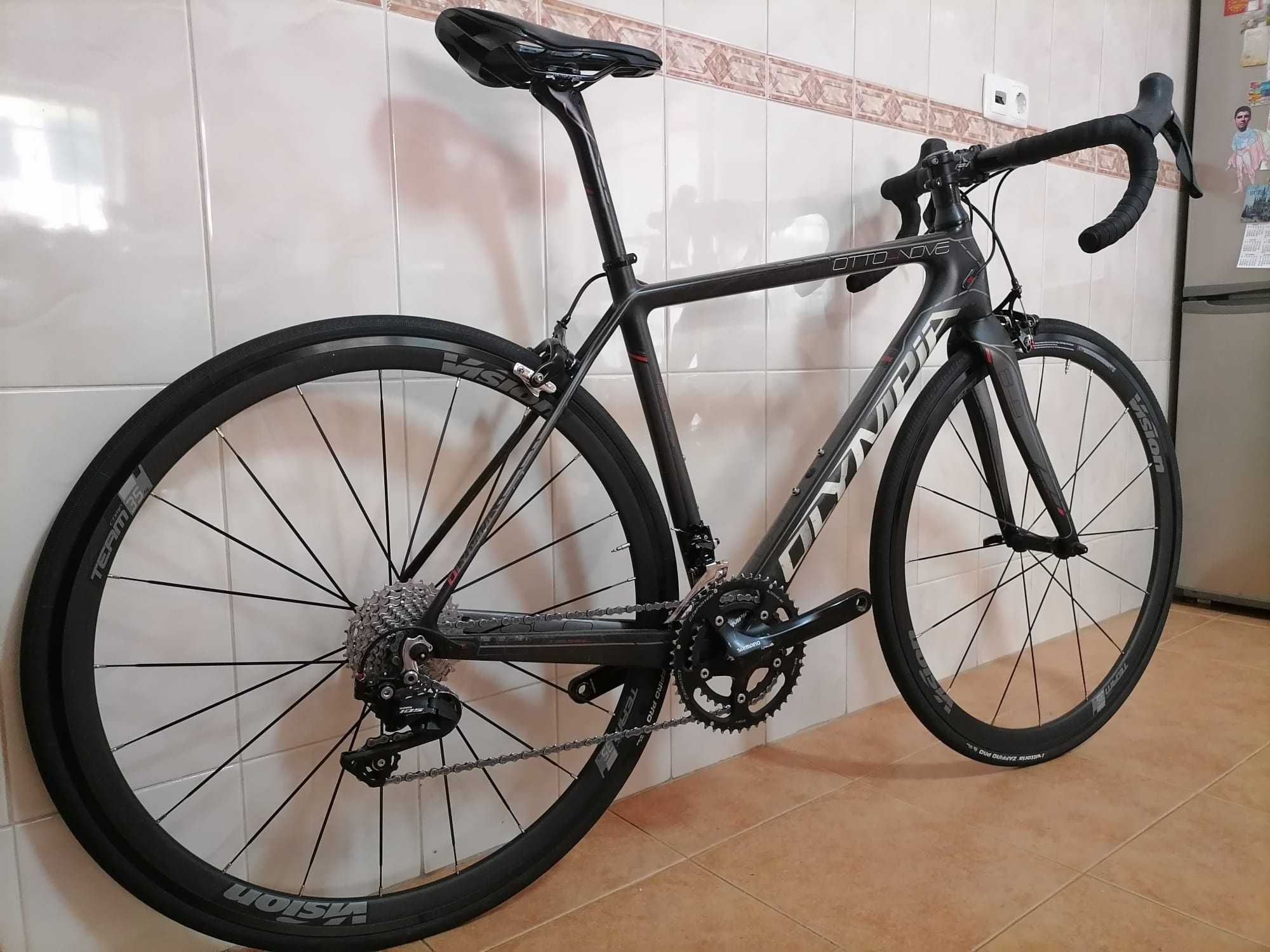 Bicicleta carbono OLYMPIA 849