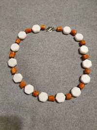Naszyjnik handmade,  biały i pomarańczowy koral