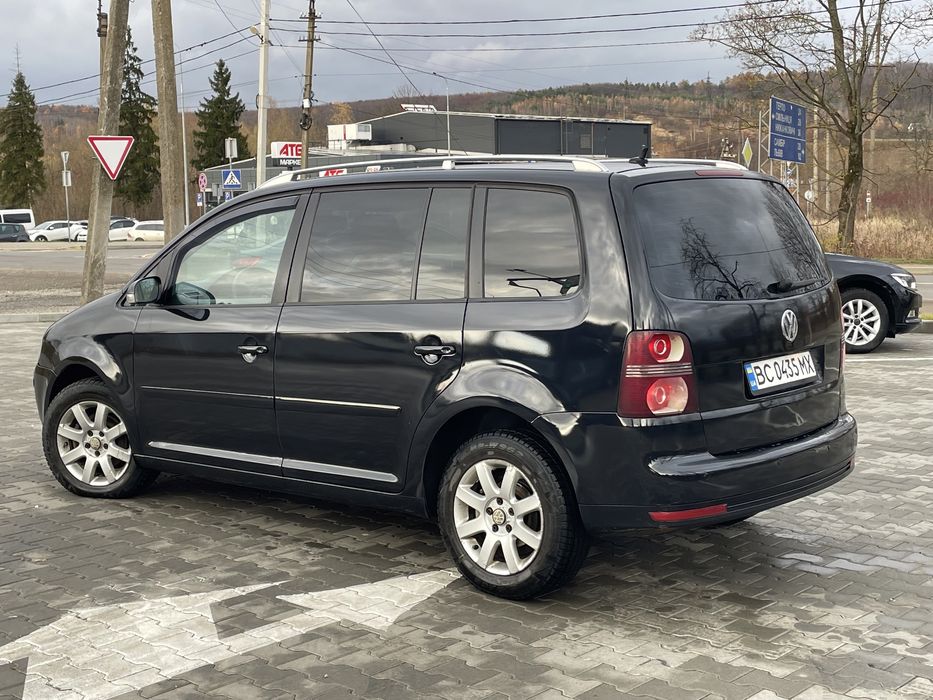 Фольцваген тауран 1.9 тді автомат