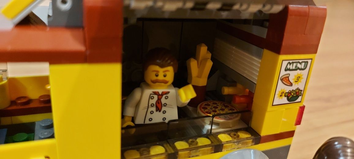 Lego CITY 60150 Foodtruck z pizzą