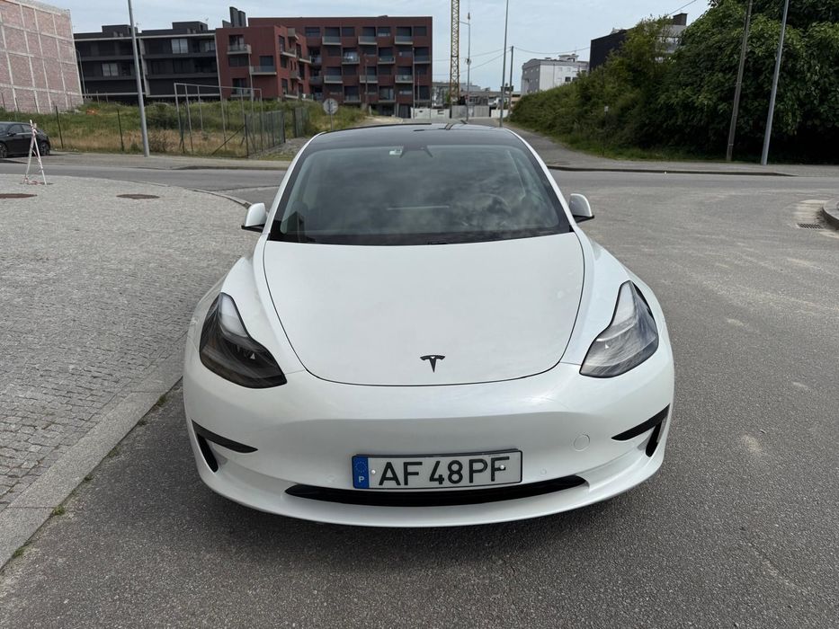 Tesla Model 3 Tração Traseira