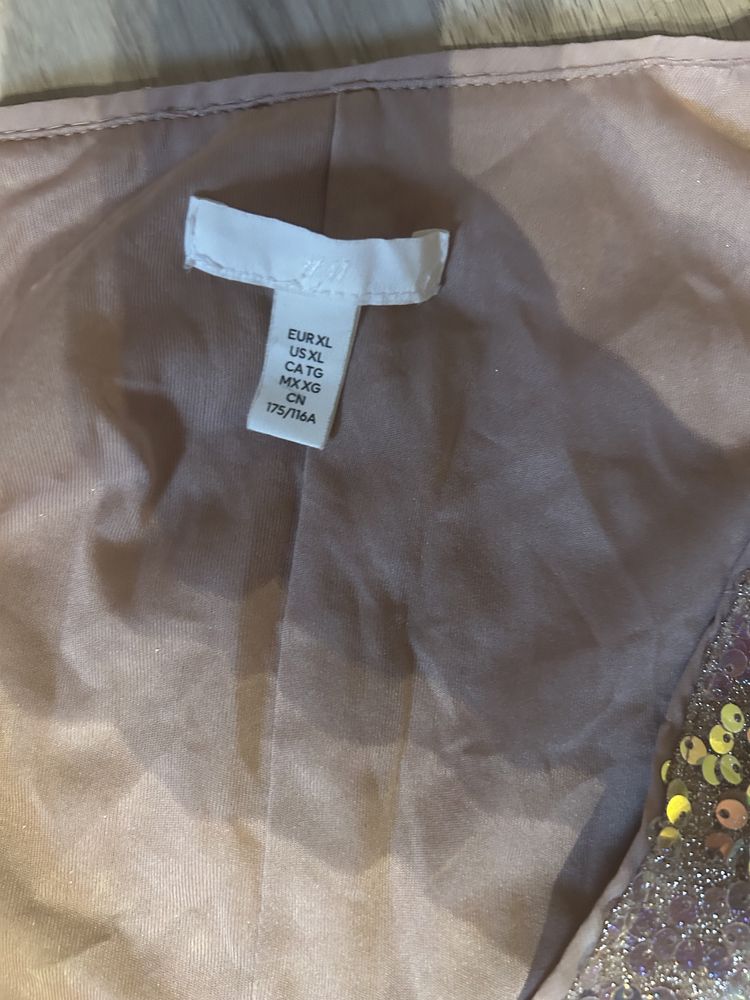Cekinowa sukienka h&m