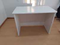 Moveis Criança - Cama-Secretaria- Mesa de cabeçeira- Bau -cadeira