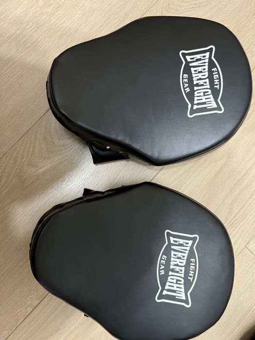 Rekawice i tarcze bokserskie