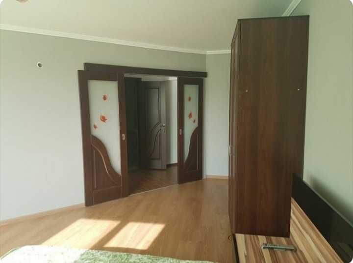 Сдам новую квартиру посуточно Софиевская Борщаговка. Посуточно Киев