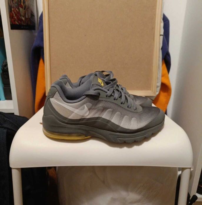 Sapatilha Nike Air Invigor