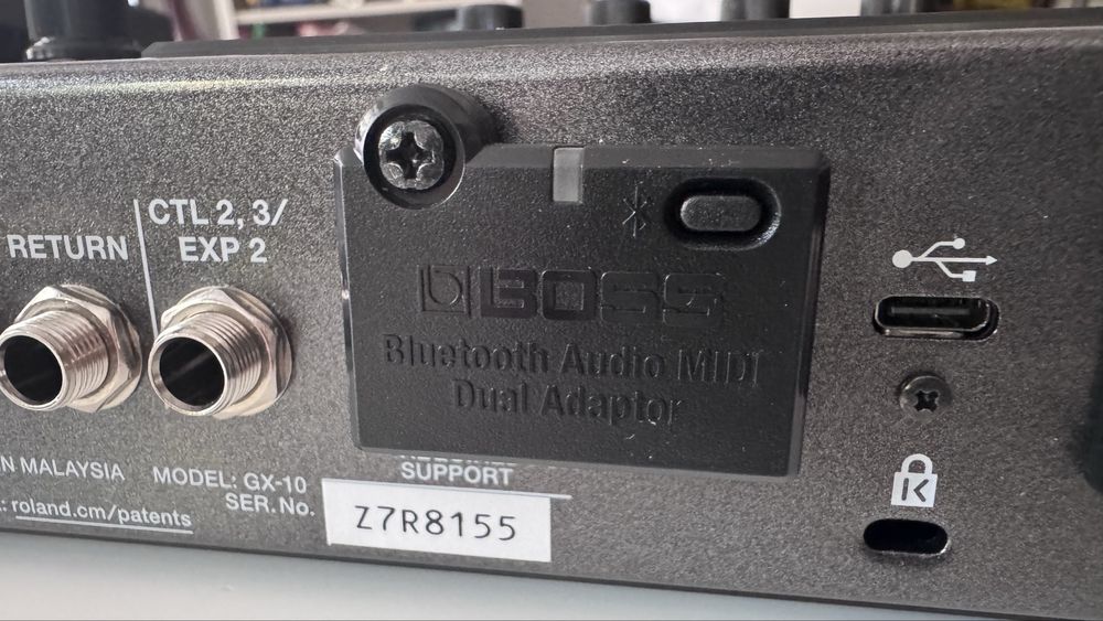 Efekt gitarowy Boss GX-10 + dodatki, na gwarancji