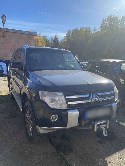 Разборка Митсубиси Паджеро Вагон 4 Mitsubishi Pajero автомат механика