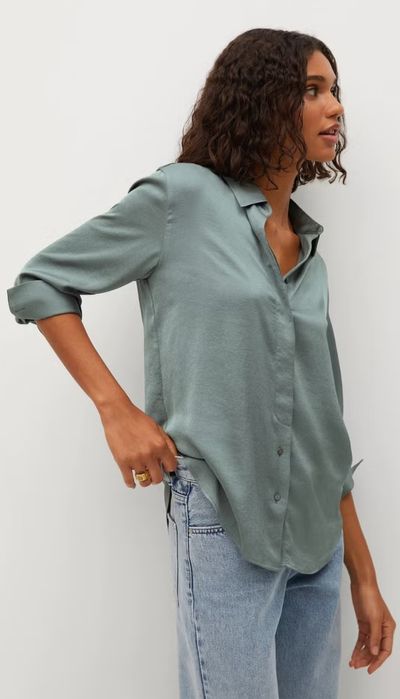 Camisa azul acizentada da Mango