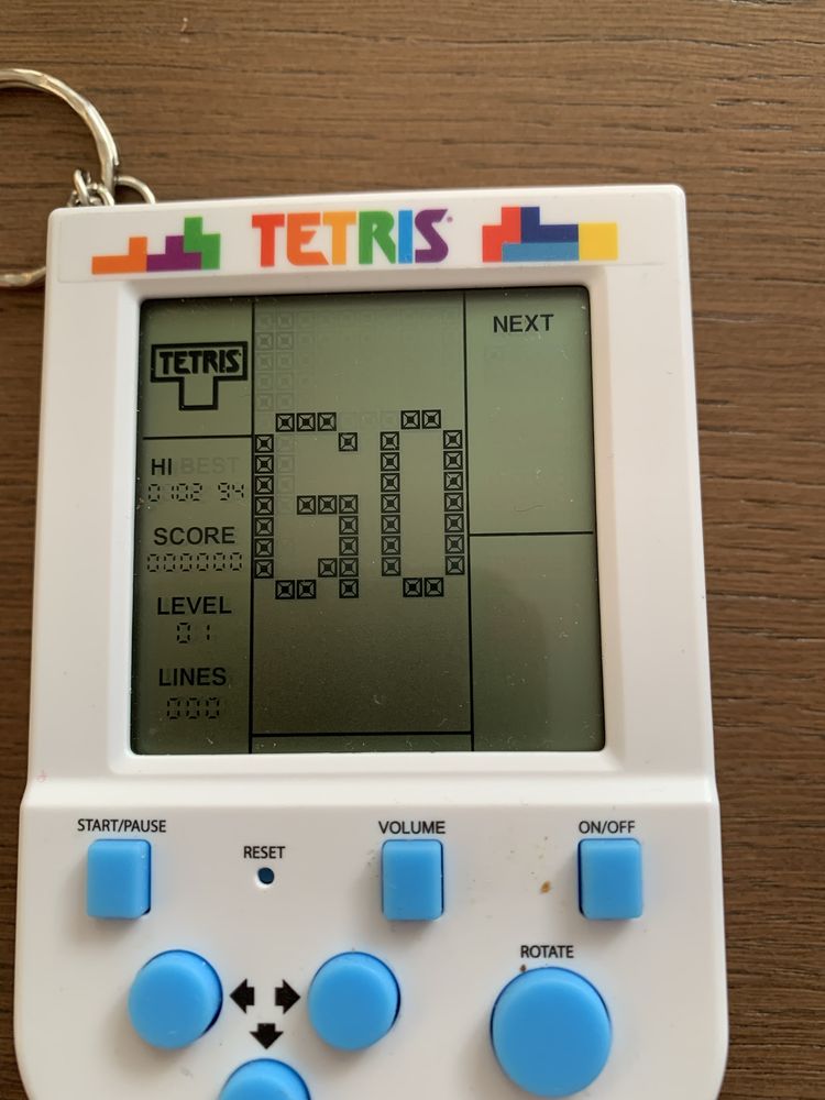 Gra tetris z brelokiem - retro mini konsola