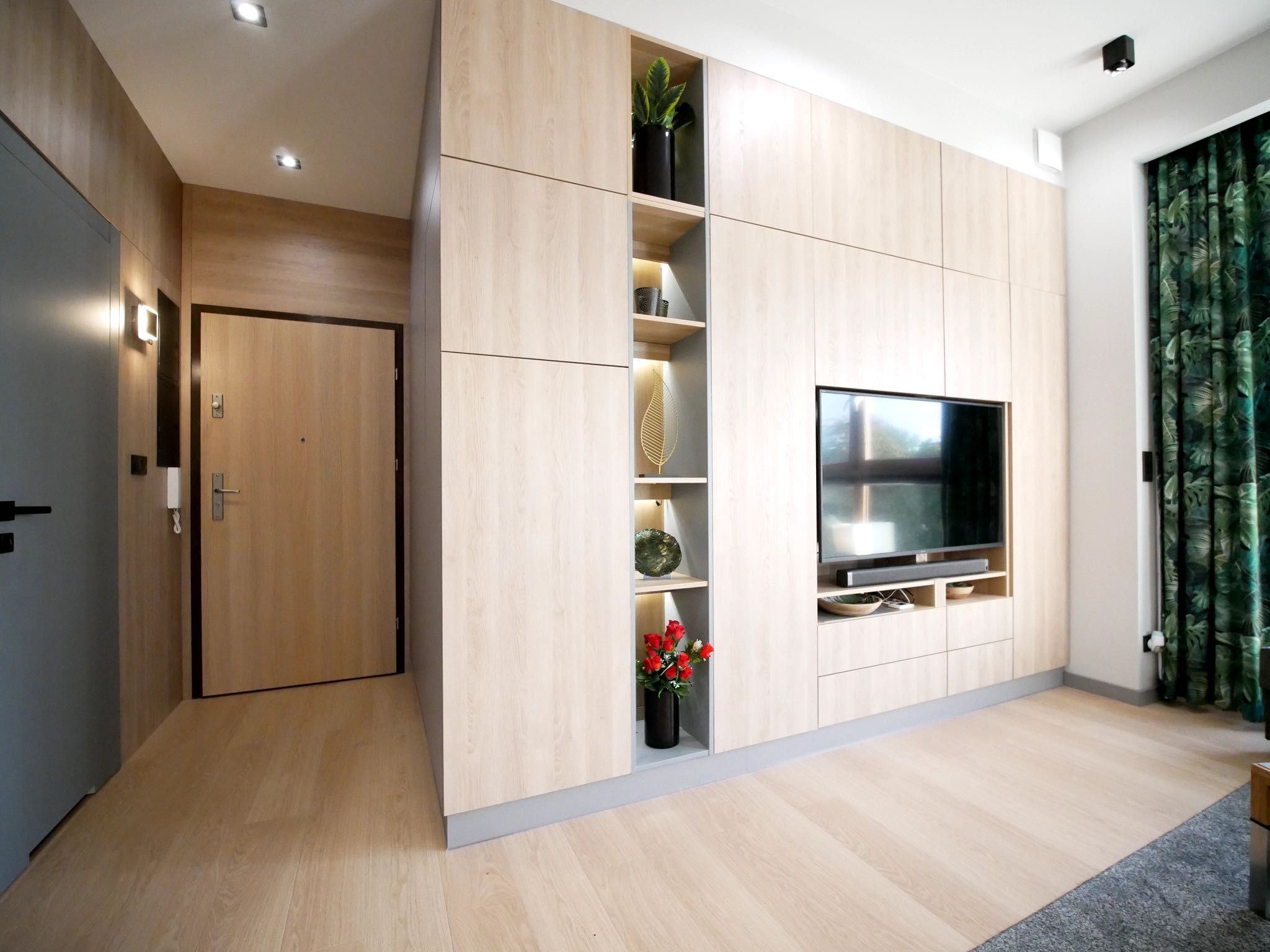 4UApart-Apartment Platan Tower PARADISO