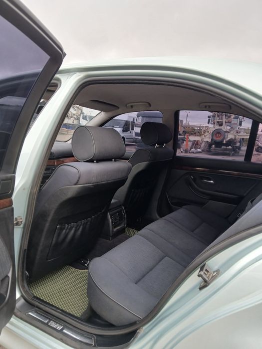 Продам автомобиль БМВ Е39