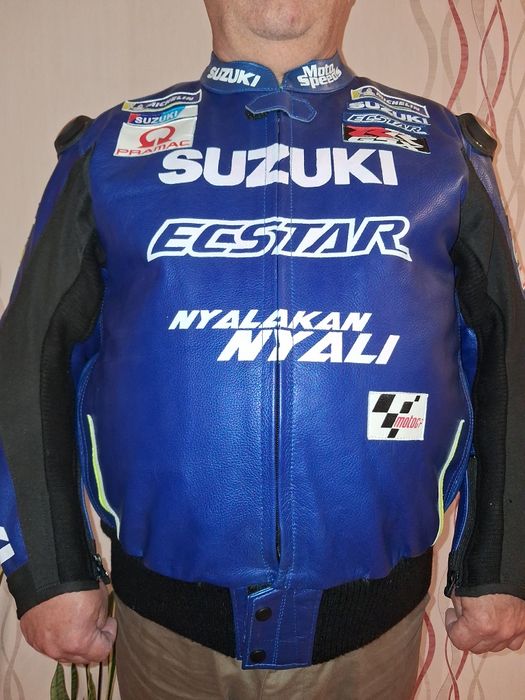 Мотокуртка кожаная