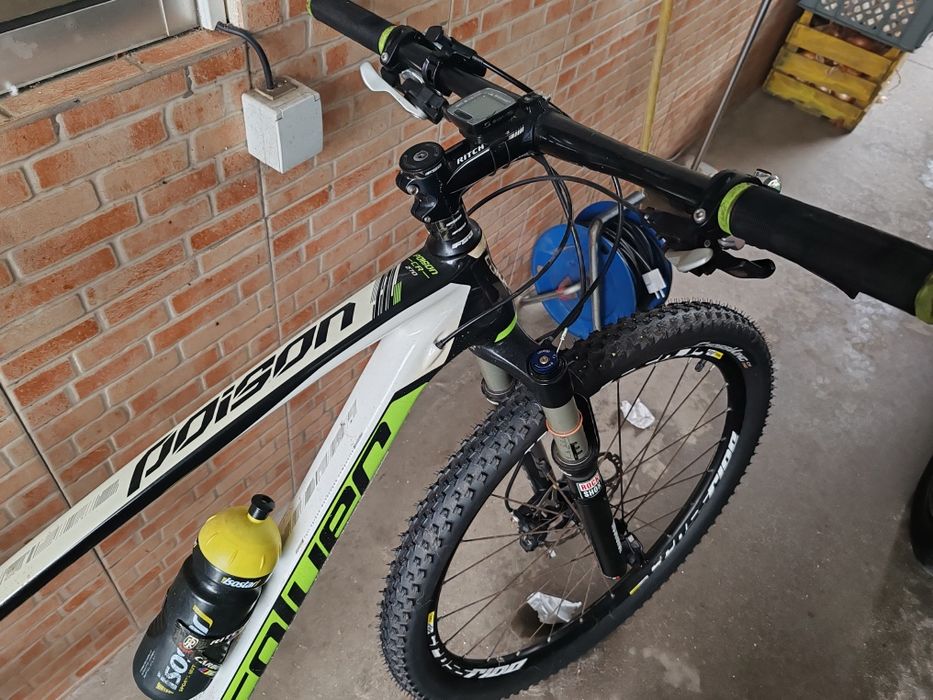Vendo bicicleta  carbono em bom estado