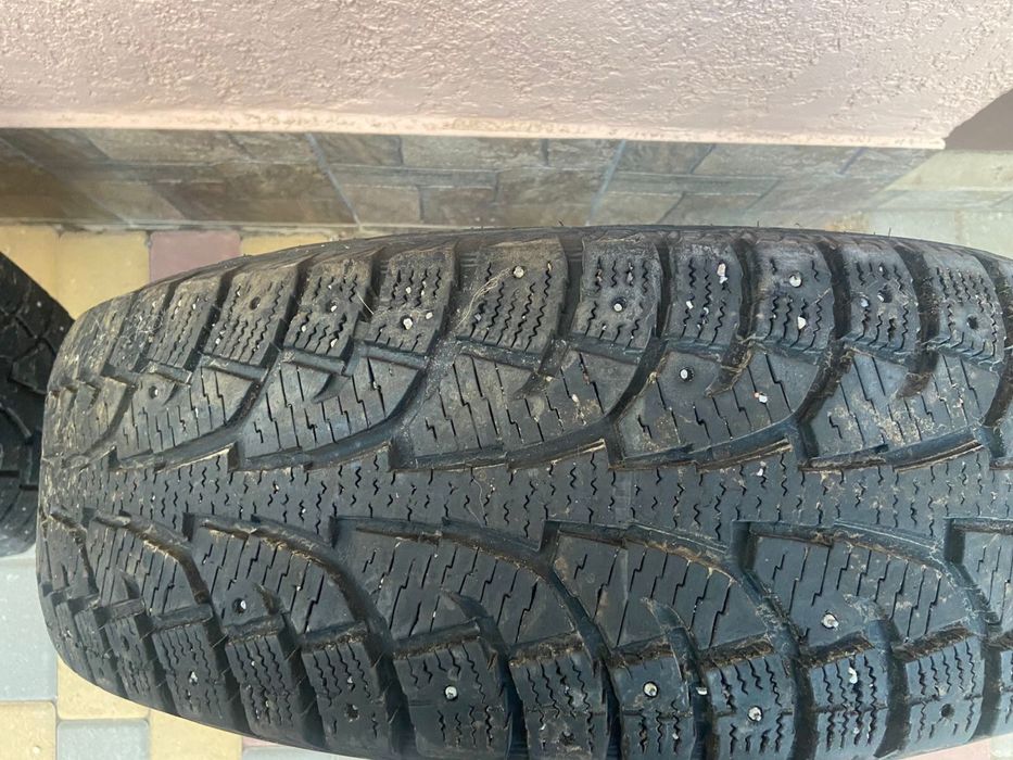 Зимові шини 245/70 R17 Hankook Winter