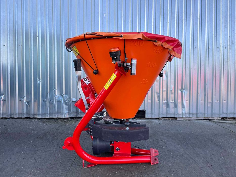 Hydrauliczna posypywarka soli piasku piaskarka solarka NOWA dostawa