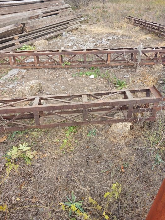 Продам металлоконструкції.