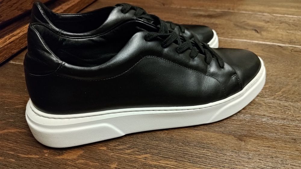 Pantofola d'oro 45 cm. 29.5 cm. Skóra. Jak Karl Lagerfeld, Guess