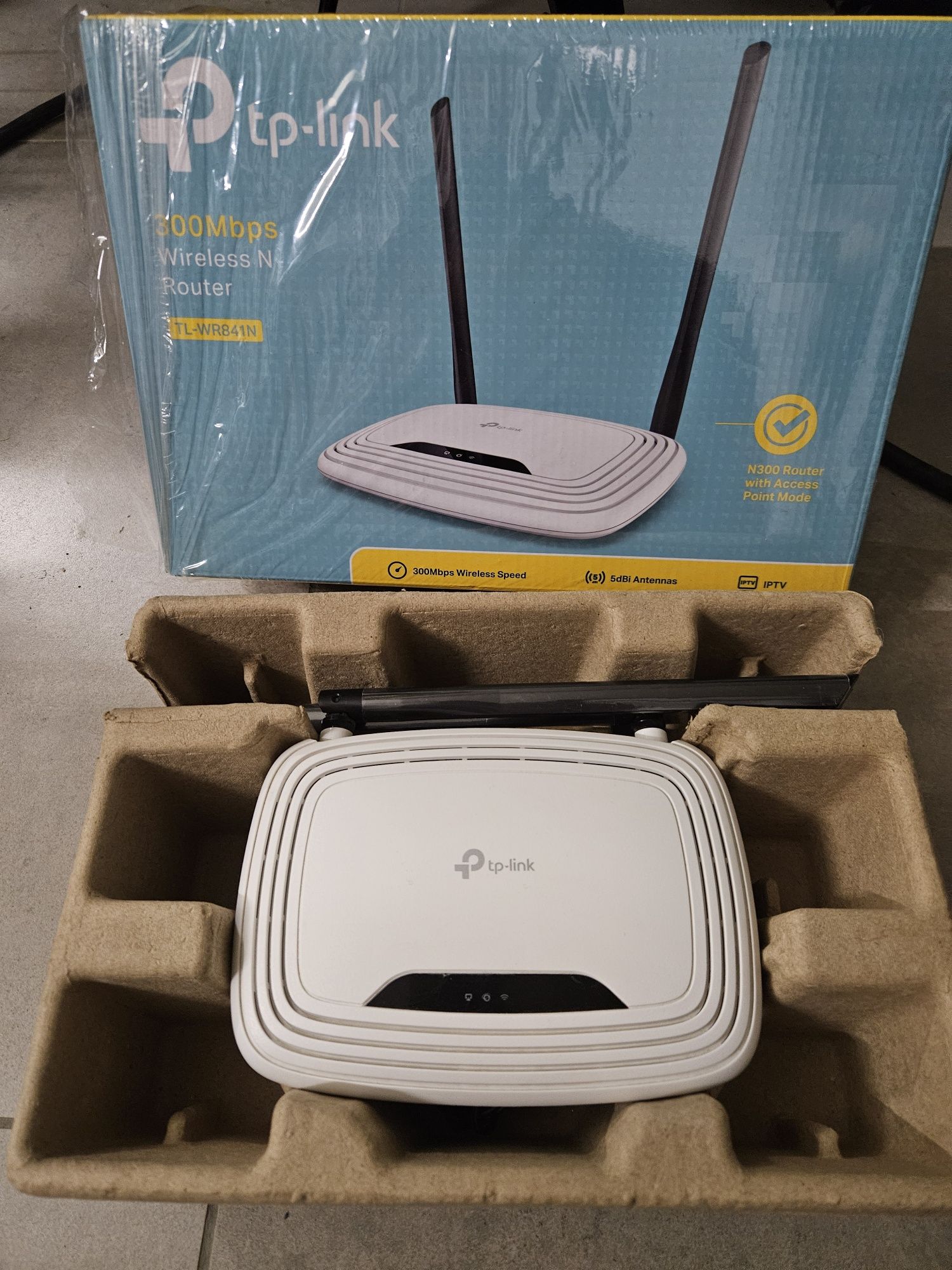 Router TP-LINK TL-WR841N