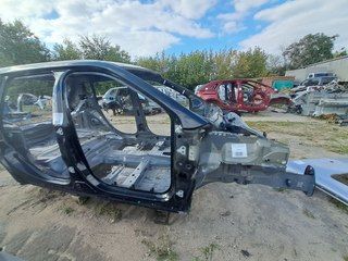 Четверть передняя правая JEEP COMPASS 17- 68330478AB