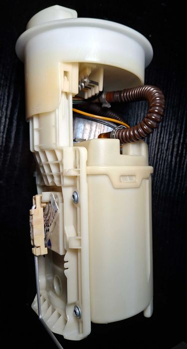 Продам Б/У бензонасос VW