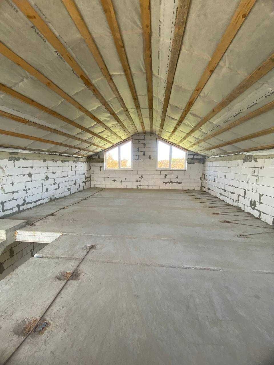 Продам таунхаус з подвір'ям в ЖК Гармонія
