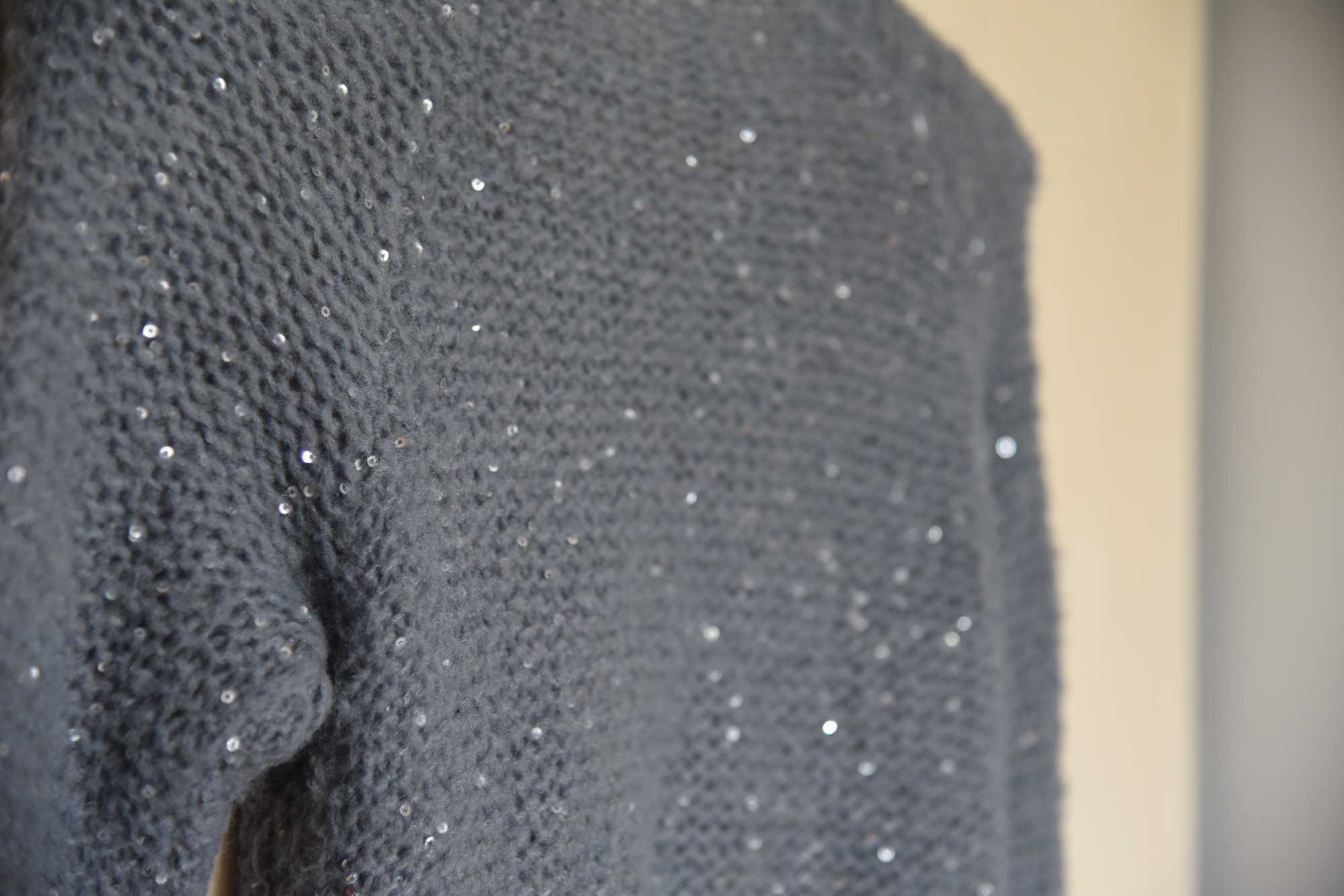 Sweter na guziki Benetton 160cm
