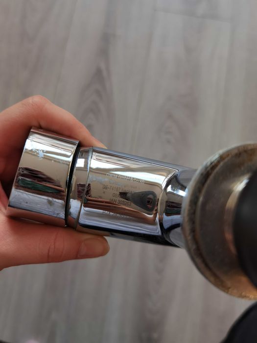 Wysoka bateria kuchenna OWIM z wyciąganą wylewką srebrna chrom