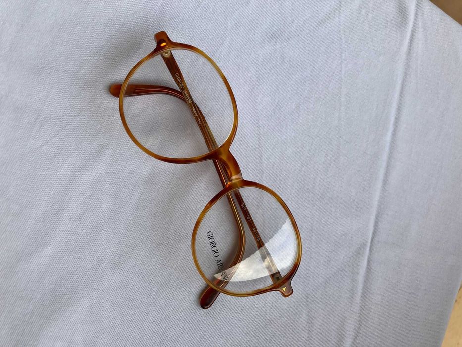 Oculos de sol Gucci, Armani, Valentino