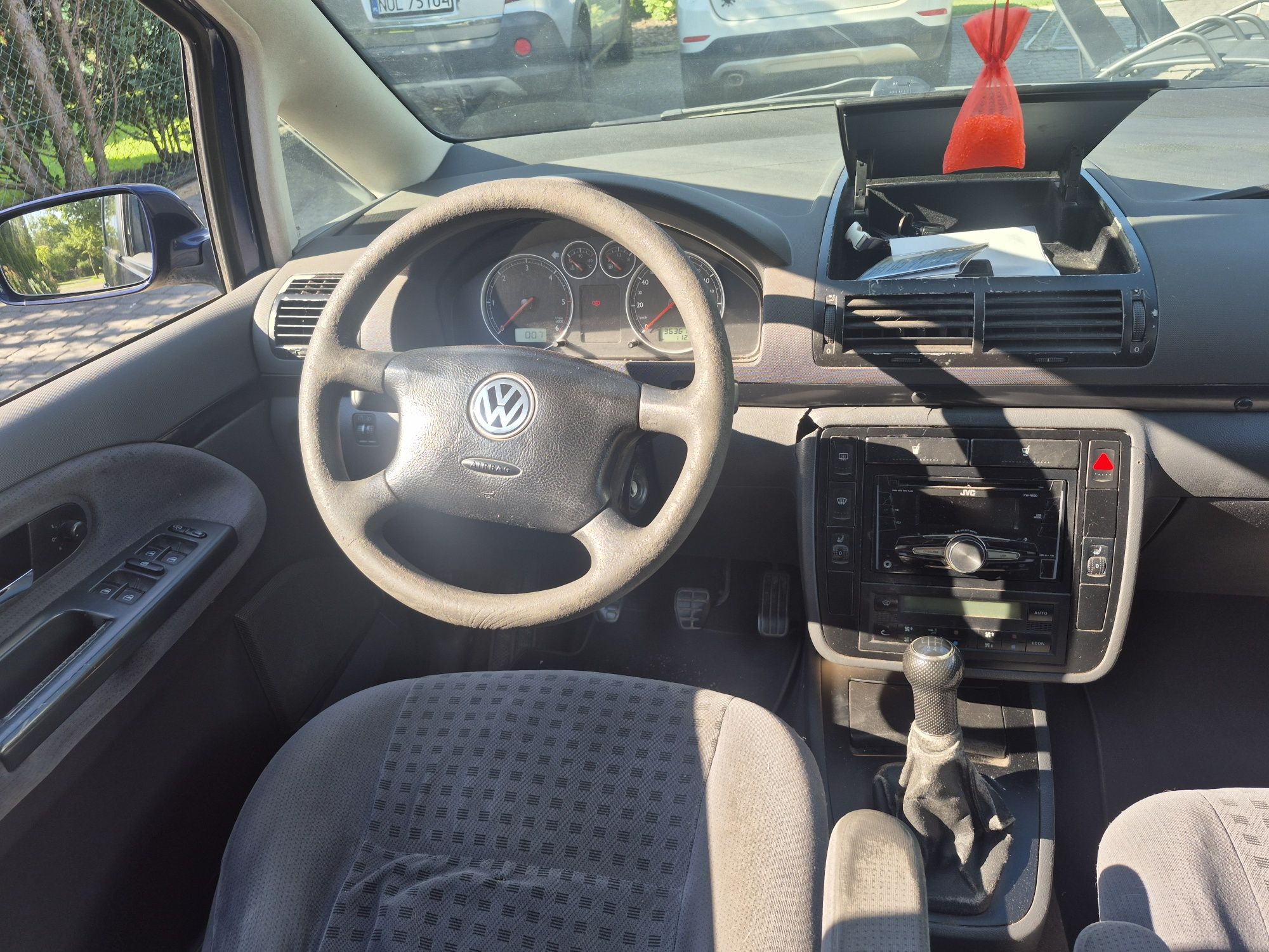 Sprzedam  VW Sharan 1.9 TDI