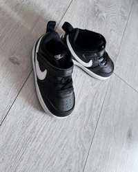 Buty Nike czarno biale rozmoar 23,5