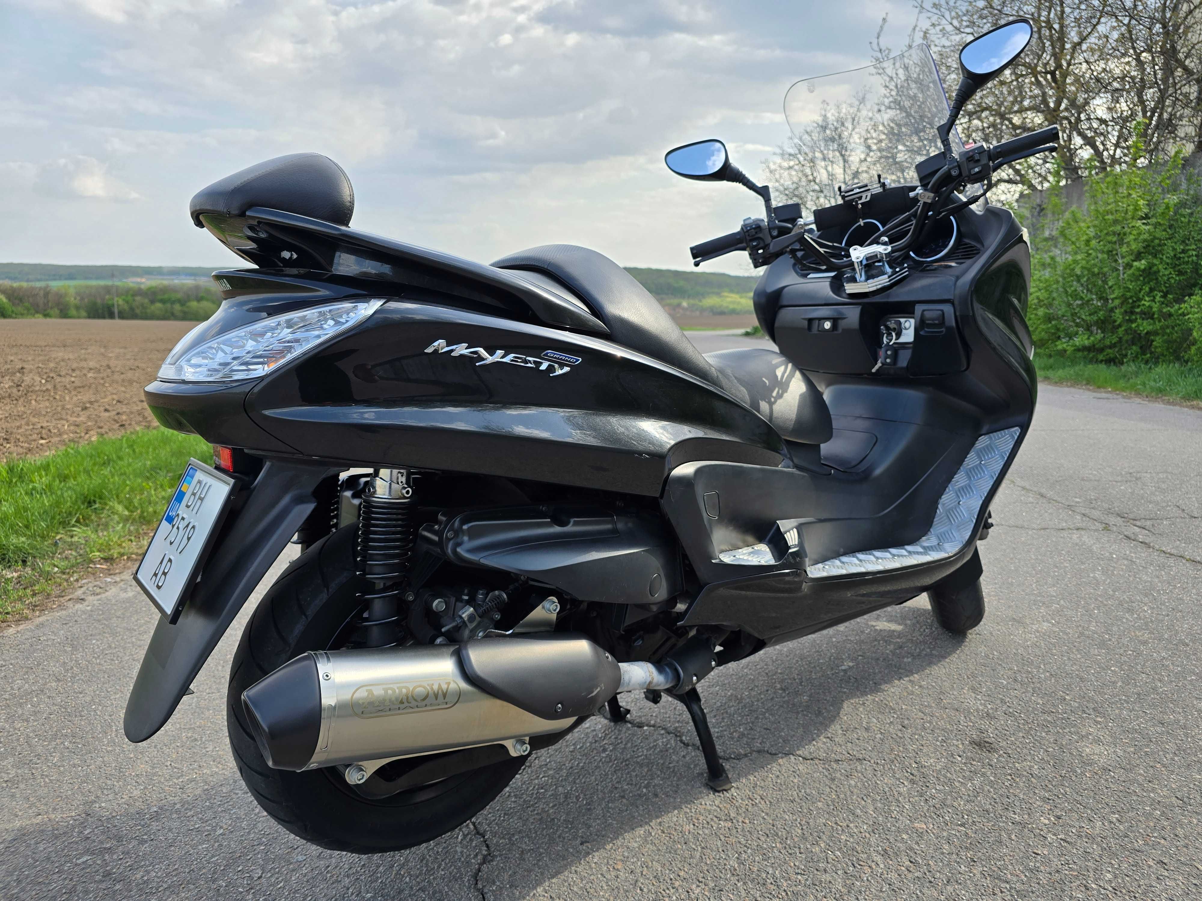 Yamaha Majesty 400 GRANT 2013