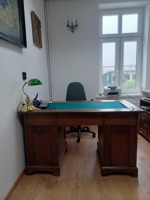 Neorenesansowe drewniane biurko