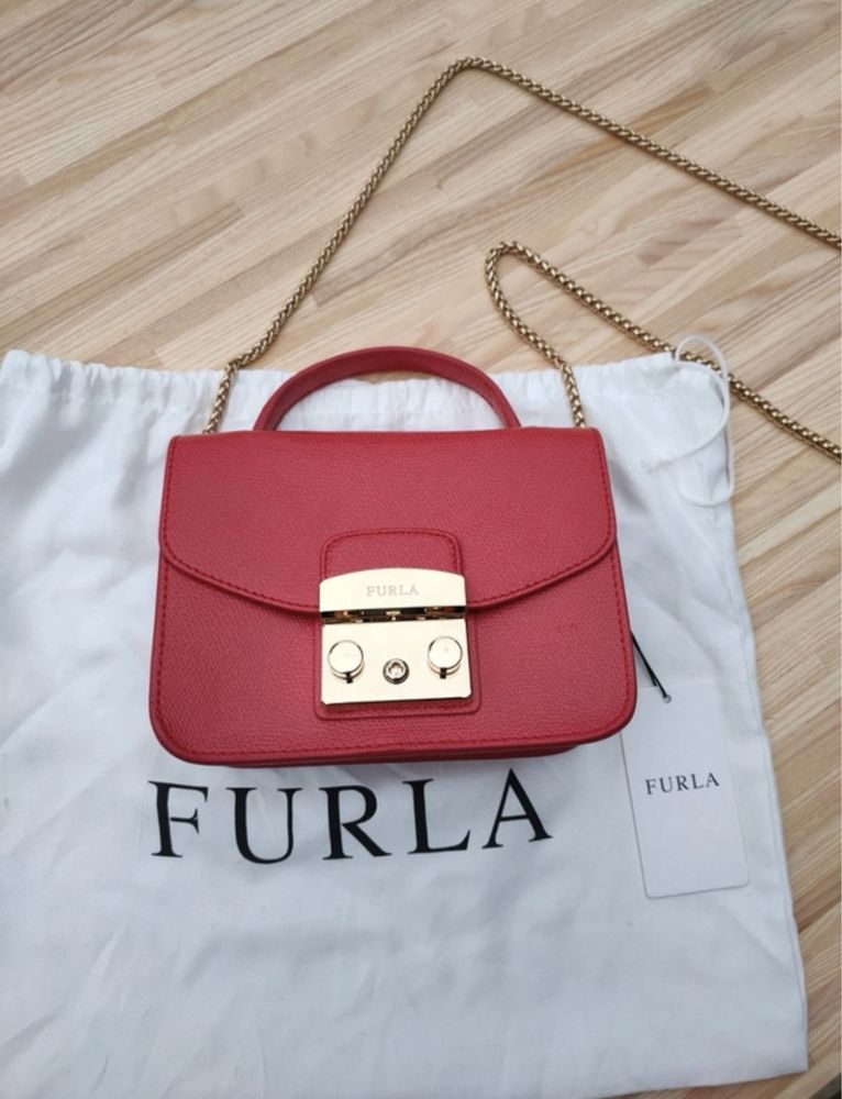 Mala Furla como nova